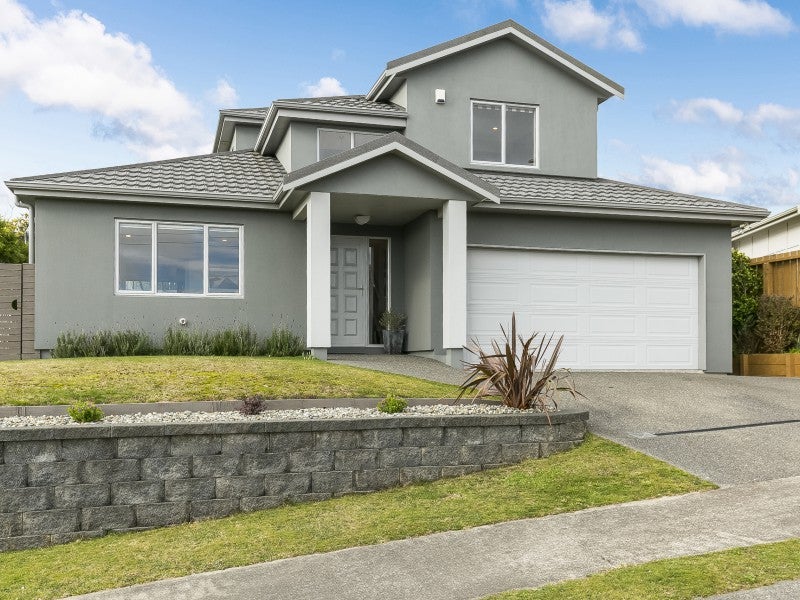 9 Cedarwood Street, Woodridge, Wellington - Carousel 1