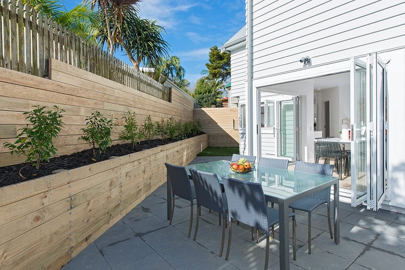 2/3 William Denny Avenue, Westmere, Auckland - Carousel 23
