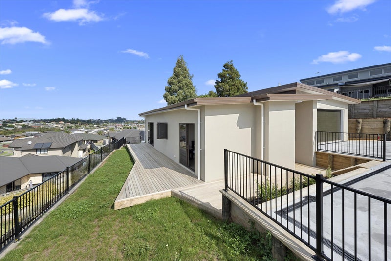 229D Baverstock Road, Grandview Heights, Hamilton - Carousel 1