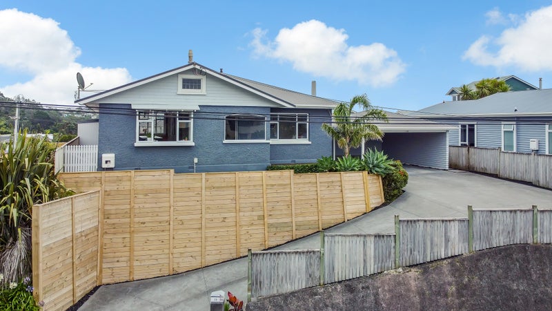 20 South Road, Moturoa, New Plymouth - Carousel 2