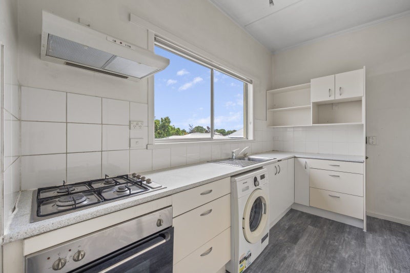 1/804 Saint Aubyn Street East, Parkvale, Hastings - Carousel 2