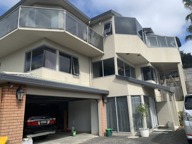 2/19 Martin Crescent, Northcote, Auckland - Carousel 2
