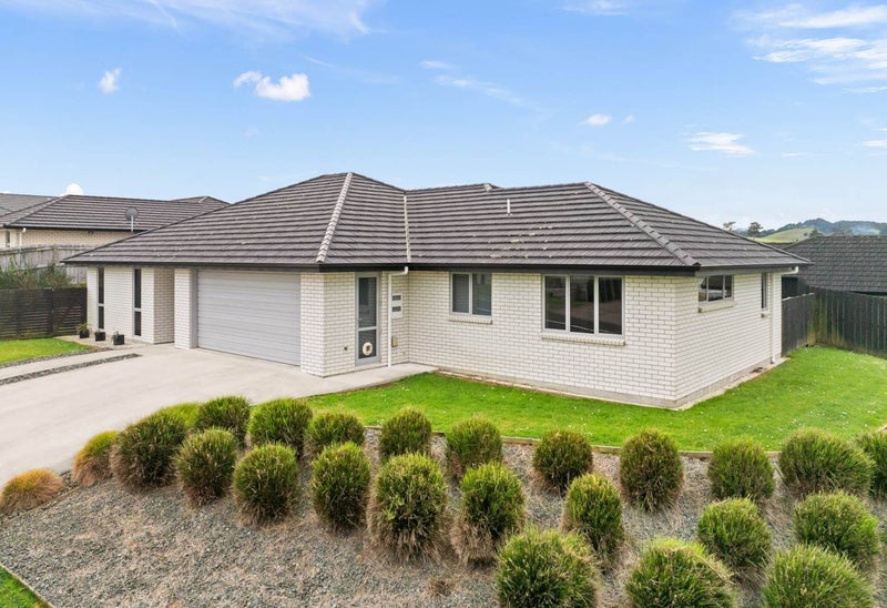 2 Wainui Avenue, Tikipunga, Whangarei - Carousel 1