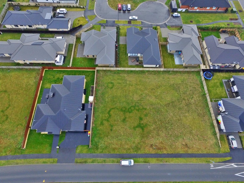 36 Aidanfield Drive, Aidanfield, Christchurch - Carousel 1