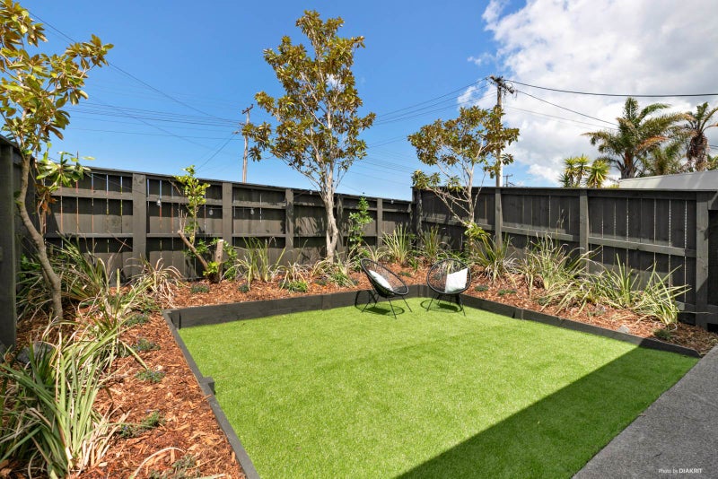 1/111 Arran Road, Browns Bay, Auckland - Carousel 2