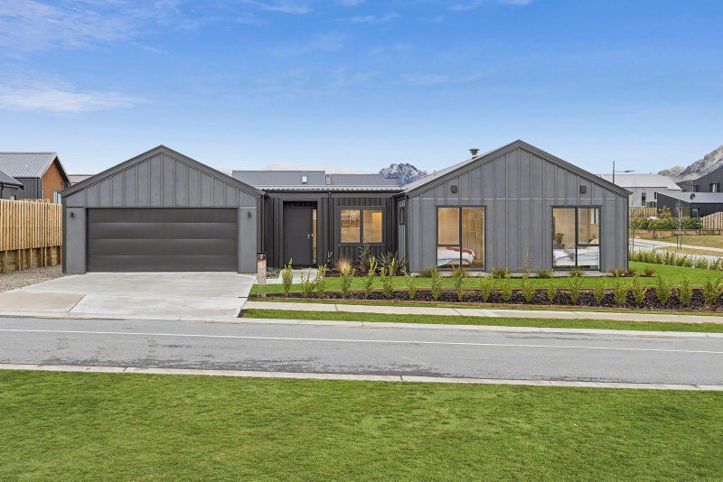 2 Armidale Crescent, Wanaka - Carousel 1