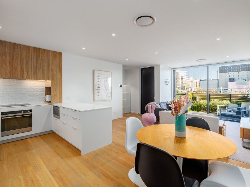 4/163 Worcester Street, Christchurch Central, Christchurch - Carousel 2