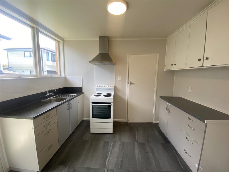 3 Addison Street, Blockhouse Bay, Auckland - Carousel 2