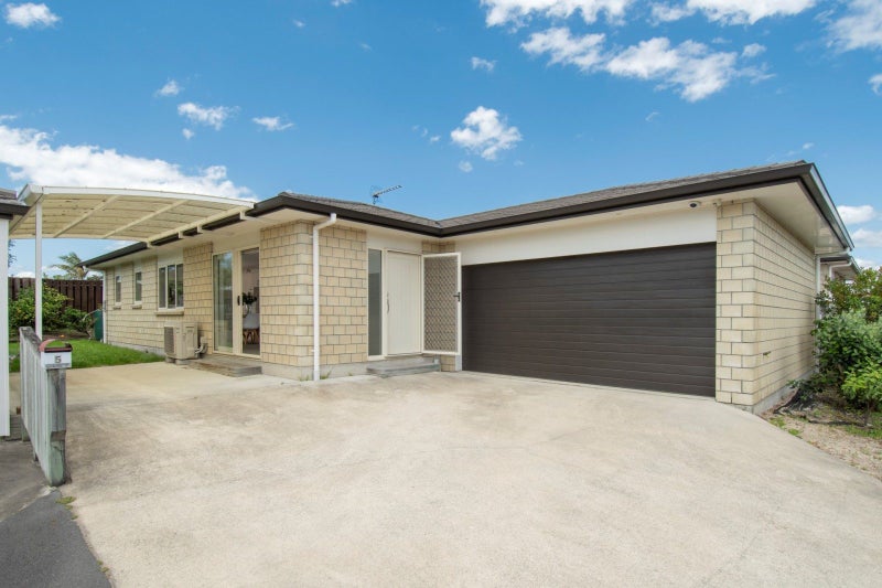 5 Harmens Way, Greerton, Tauranga - Carousel 1