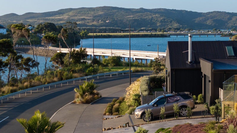13 Rangitahi Road, Raglan, Raglan - Carousel 2