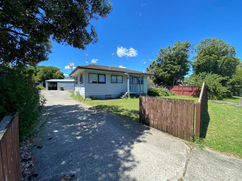 68 Redcrest Avenue, Red Hill, Papakura - Carousel 8