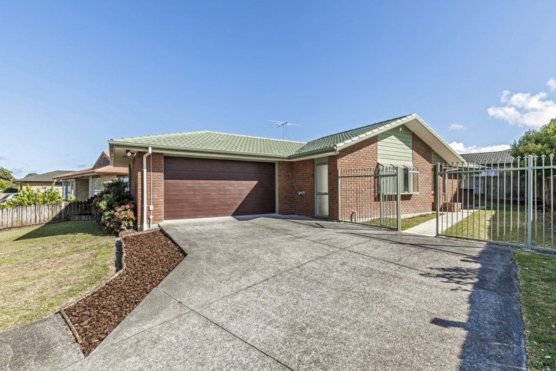 21 Settlers Cove, Weymouth, Auckland - Carousel 1
