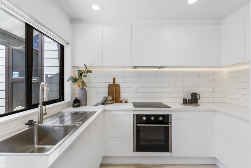 2/140 Forrest Hill Road, Forrest Hill, Auckland - Carousel 2