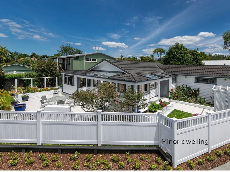 49A Roland Road, Greenhithe, Auckland - Carousel 1