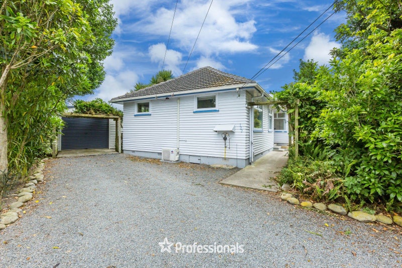 122 McLeod Street, Elderslea, Upper Hutt - Carousel 2