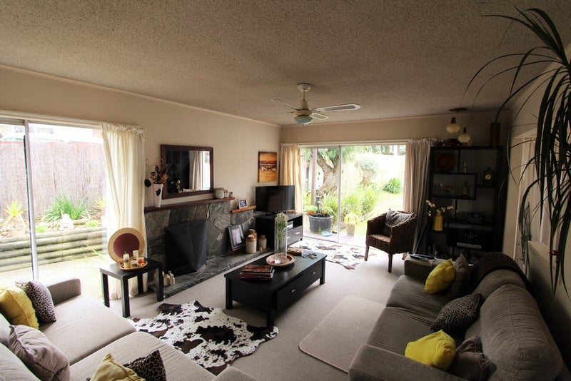 4 Lympne Lane, Mangere, Auckland - Carousel 13