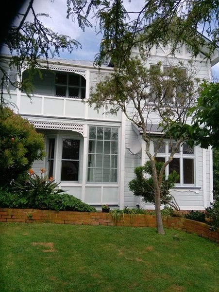 4 Batham Drive, Mount Victoria, Wellington - Carousel 2