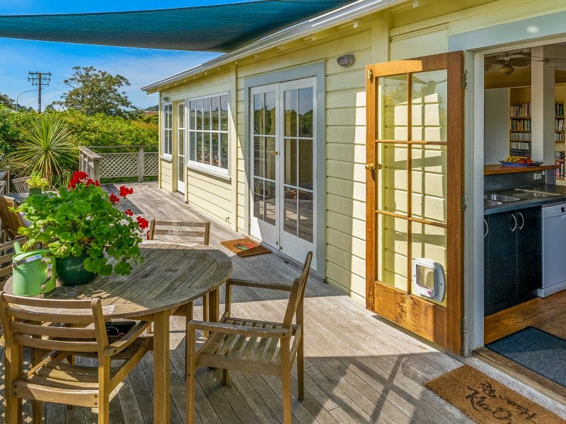 4 Golf Road, Tahunanui, Nelson - Carousel 2
