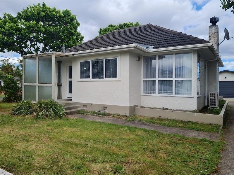 101 Gibbons Street, Ebdentown, Upper Hutt - Carousel 1