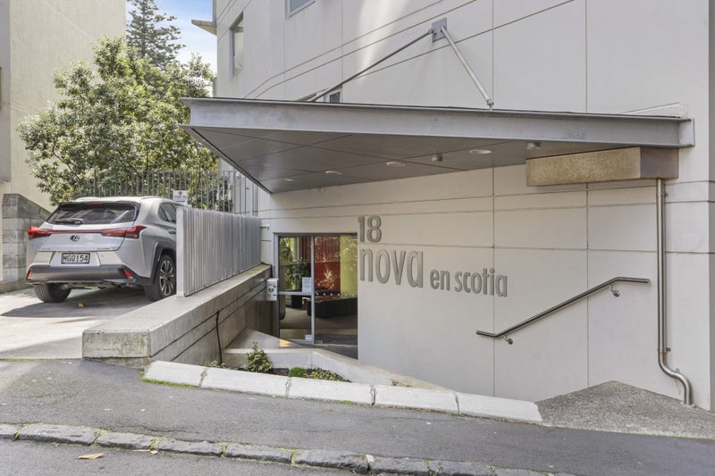 8D/18 Scotia Place, Auckland Central, Auckland - Carousel 2