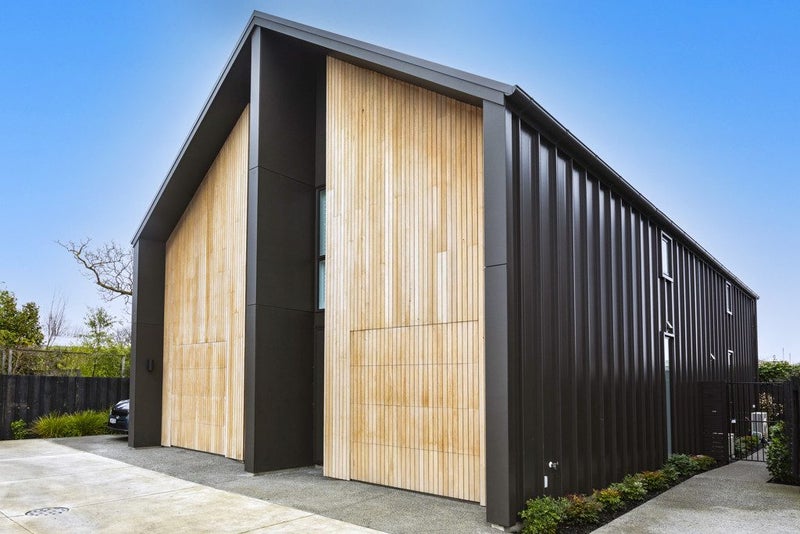 2/19 Champion Street, Edgeware, Christchurch - Carousel 1