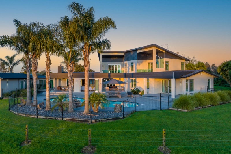 42 Ryvington Lane, Tamahere - Carousel 1