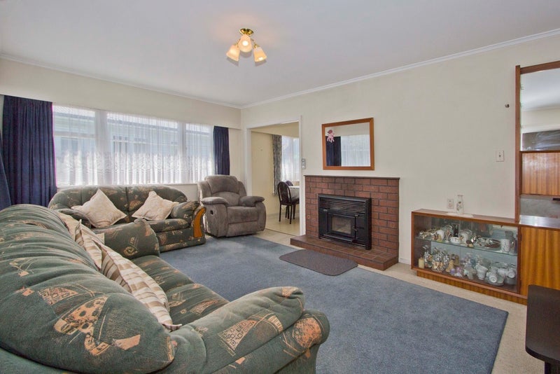 256 Taita Drive, Taita, Lower Hutt - Carousel 2