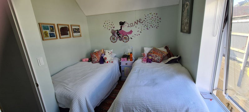 31/35 Pirie Street, Mount Victoria, Wellington - Carousel 11