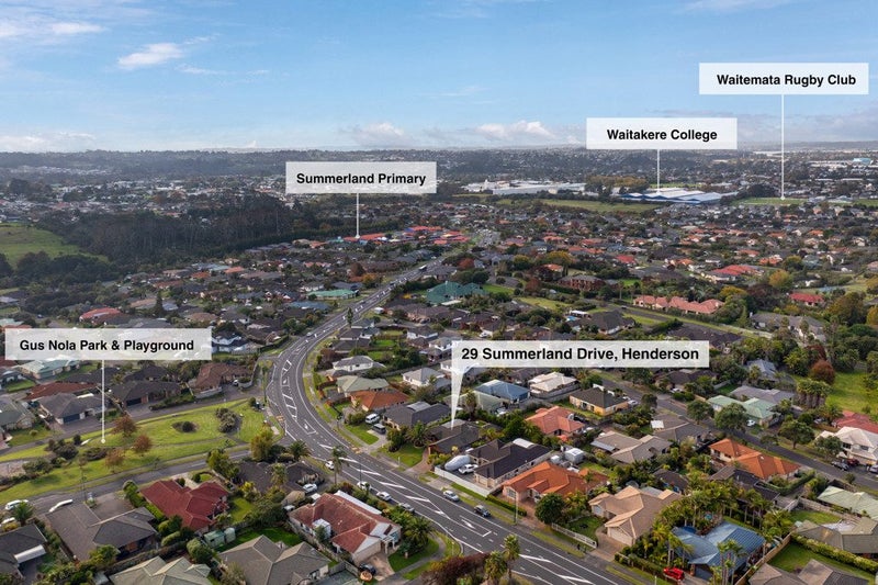 29 Summerland Drive, Henderson, Auckland - Carousel 2
