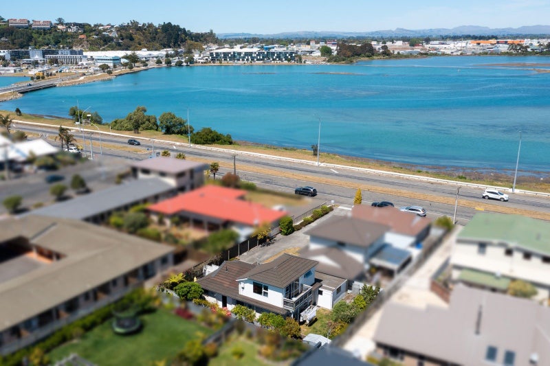 3/30 Meeanee QUAY, WESTSHORE, NAPIER - Carousel 1