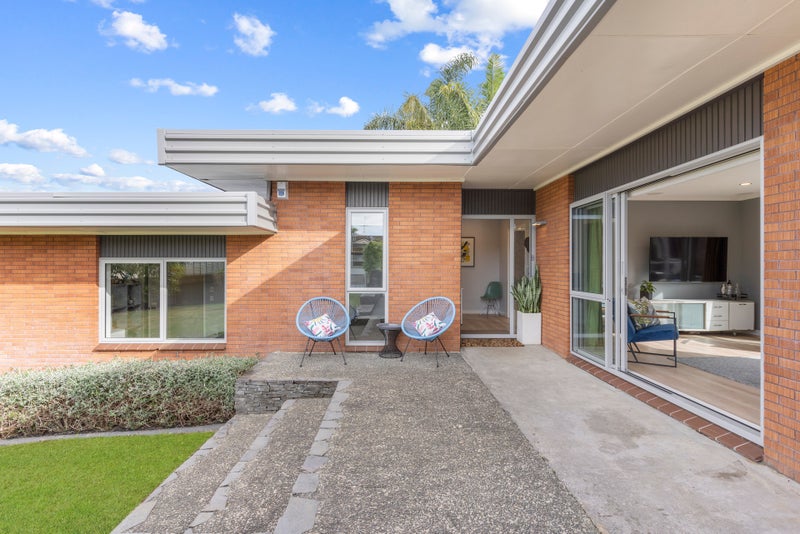 26 Tyrian Close, Half Moon Bay, Auckland - Carousel 2