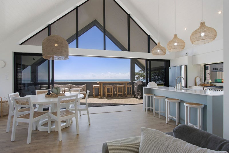 10B Beach Road, Waihi Beach - Carousel 1