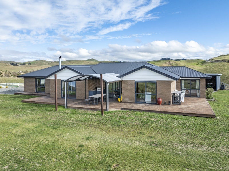 422 Salisbury Road, Hastings - Carousel 1