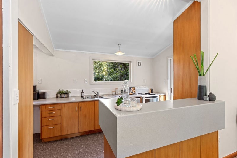 1/27 Colwyn Street, Bryndwr, Christchurch - Carousel 2