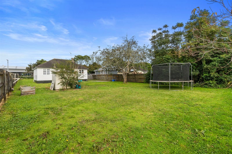 186 Great South Road, Ngaruawahia - Carousel 12