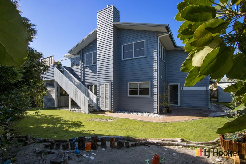 19 Wakanoi Place, Bowentown, Waihi Beach - Carousel 1