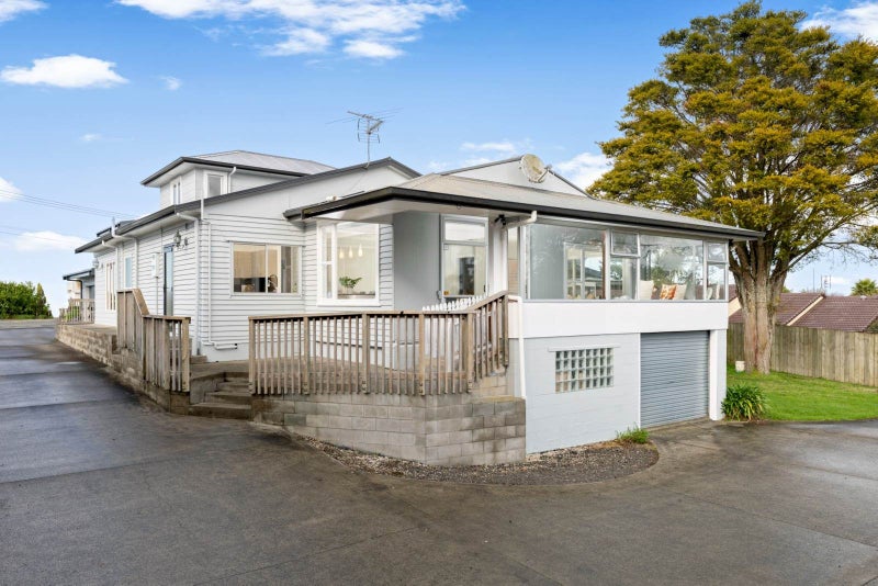 15B Glendhu Road, Bayview, Auckland - Carousel 1