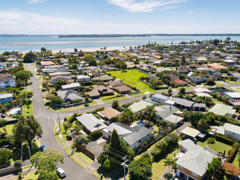 27 Matua Road, Matua, Tauranga - Carousel 23