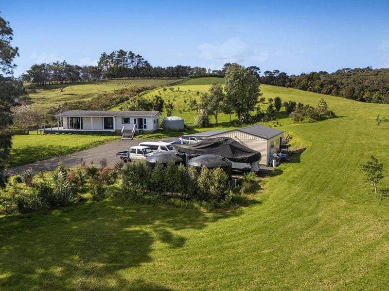 207 Mangakura Road, Helensville, Helensville - Carousel 1