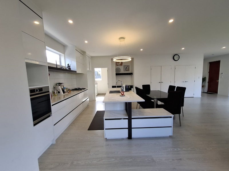 27C Westgate Drive, Westgate, Auckland - Carousel 2