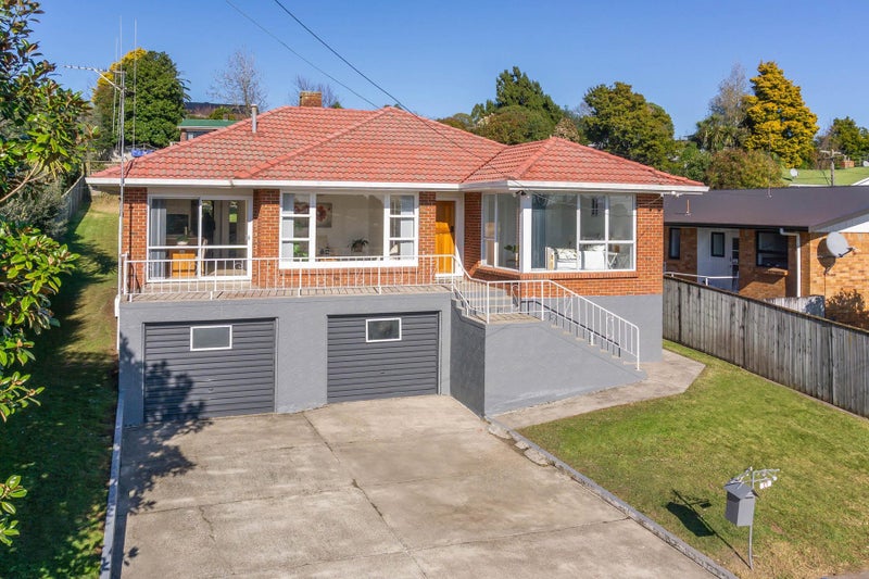 13 Tawa Street, Melville, Hamilton - Carousel 1