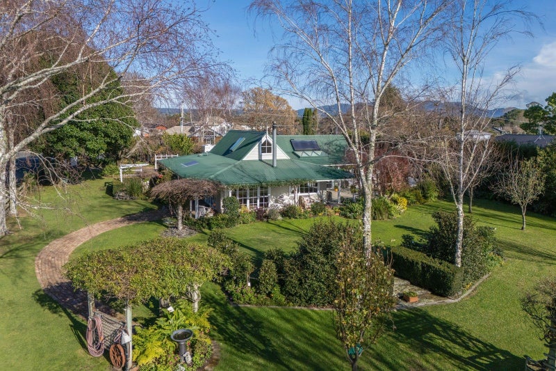 42 Kayelene Place, Omokoroa, Omokoroa - Carousel 1