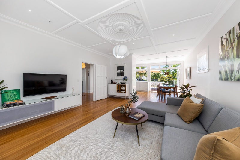 8 Kingsford Road, Mount Eden, Auckland - Carousel 2