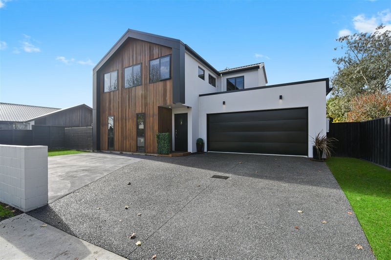 1/32 Rutherford Street, Chedworth, Hamilton - Carousel 2