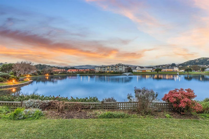 1 Lakeside Villas, Whitby, Porirua - Carousel 2