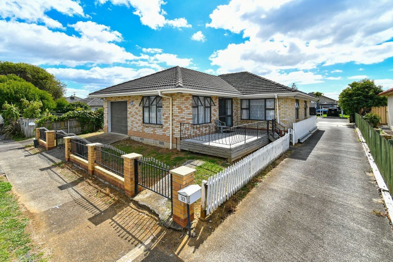 1/32 Atkinson Avenue, Papatoetoe, Auckland - Carousel 1