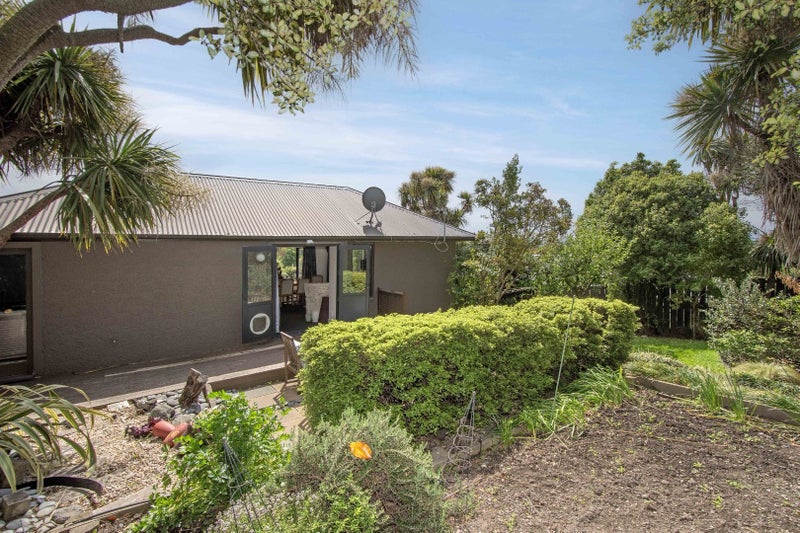 86 Centaurus Road, Huntsbury, Christchurch - Carousel 12