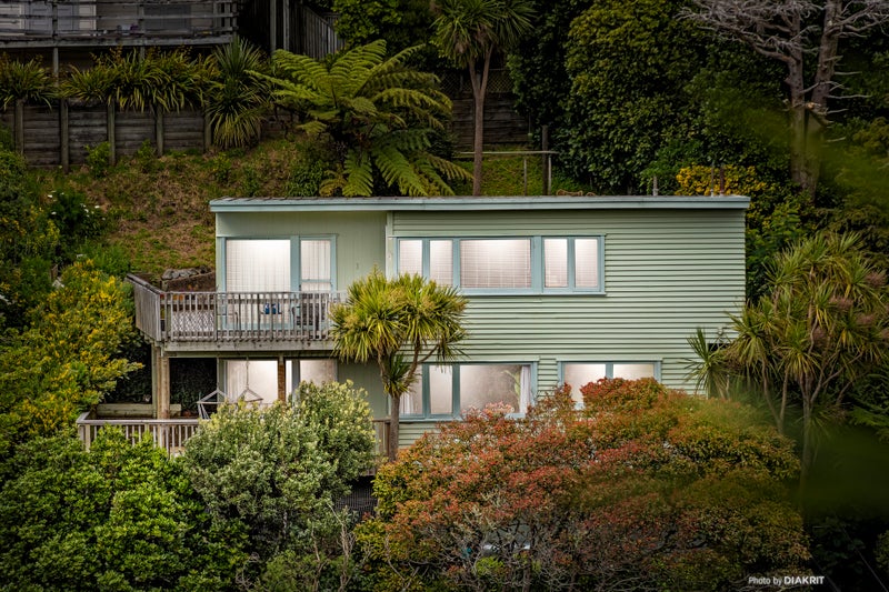 9 Waiapu Road, Kelburn, Wellington - Carousel 1