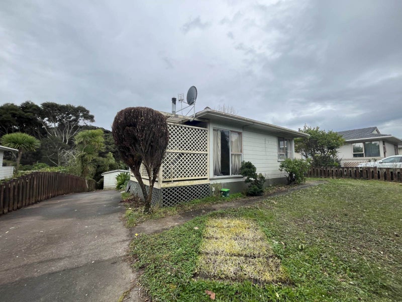 36 Spinella Drive, Bayview, Auckland - Carousel 1