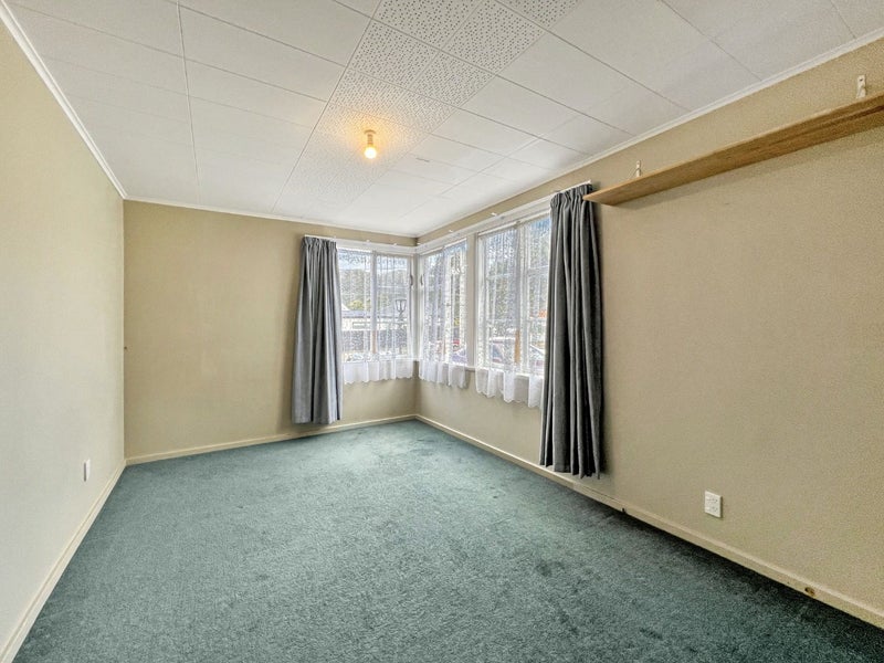 3 Norris Grove, Taita, Lower Hutt - Carousel 11
